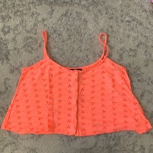 Like new Women’s crop tank size 8(M)